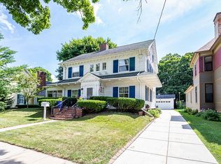 220 N Division St, Marshall, MI 49068