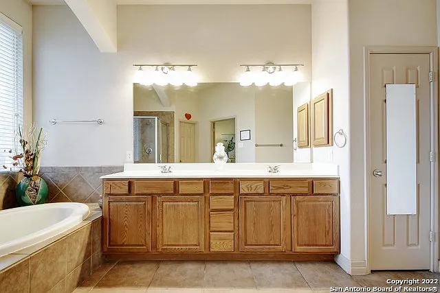 15814 Hachita Blanco — Photo 21