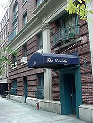Sold by Corcoran | media 6