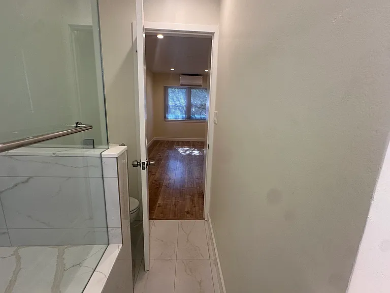 2535 Cross St — Photo 9