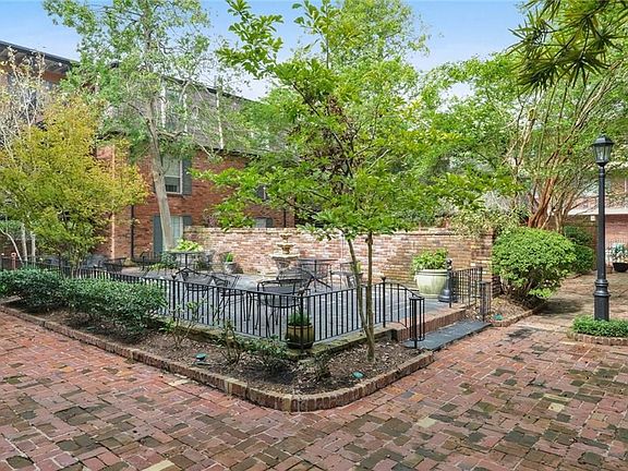 4th image of 3201 Saint Charles Ave APT 325