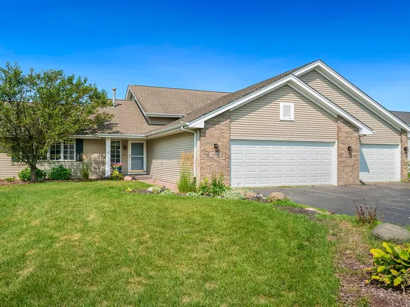 1118 N Shadow Wood Dr, Byron, IL 61010