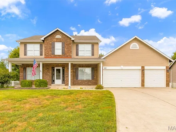 153 Prairie Bluffs Dr, Wentzville, MO 63385