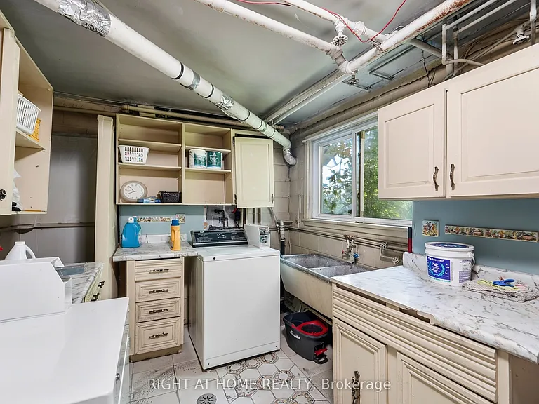 3 Carlis Pl — Photo 19