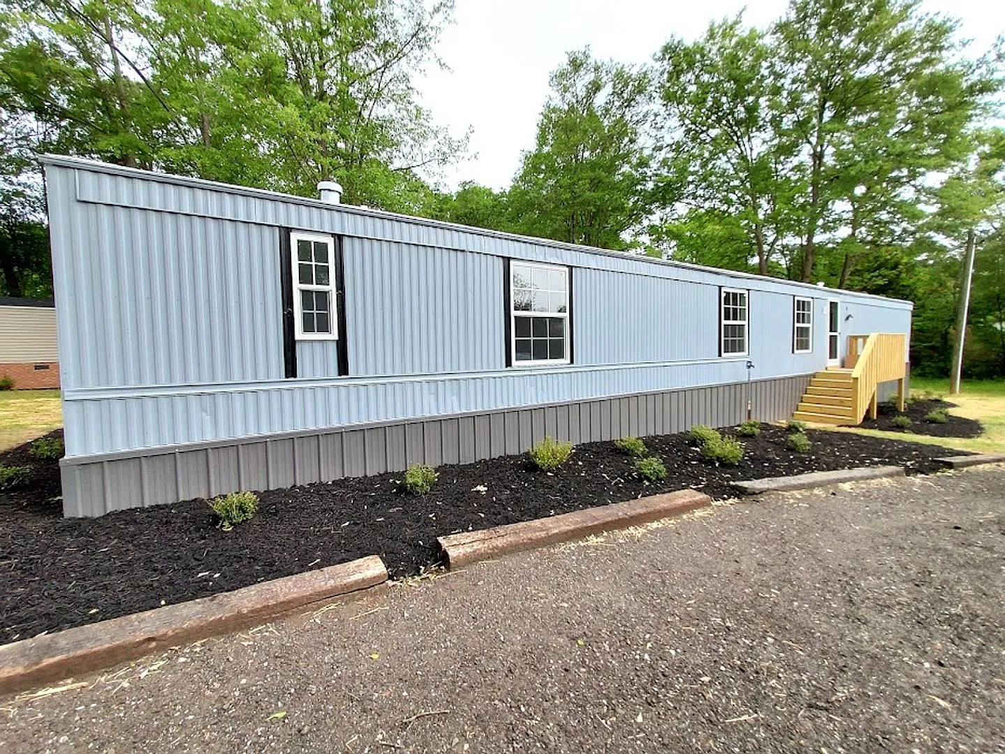 3 Bedroom Mobile Home in West Pelzer — Photo 1