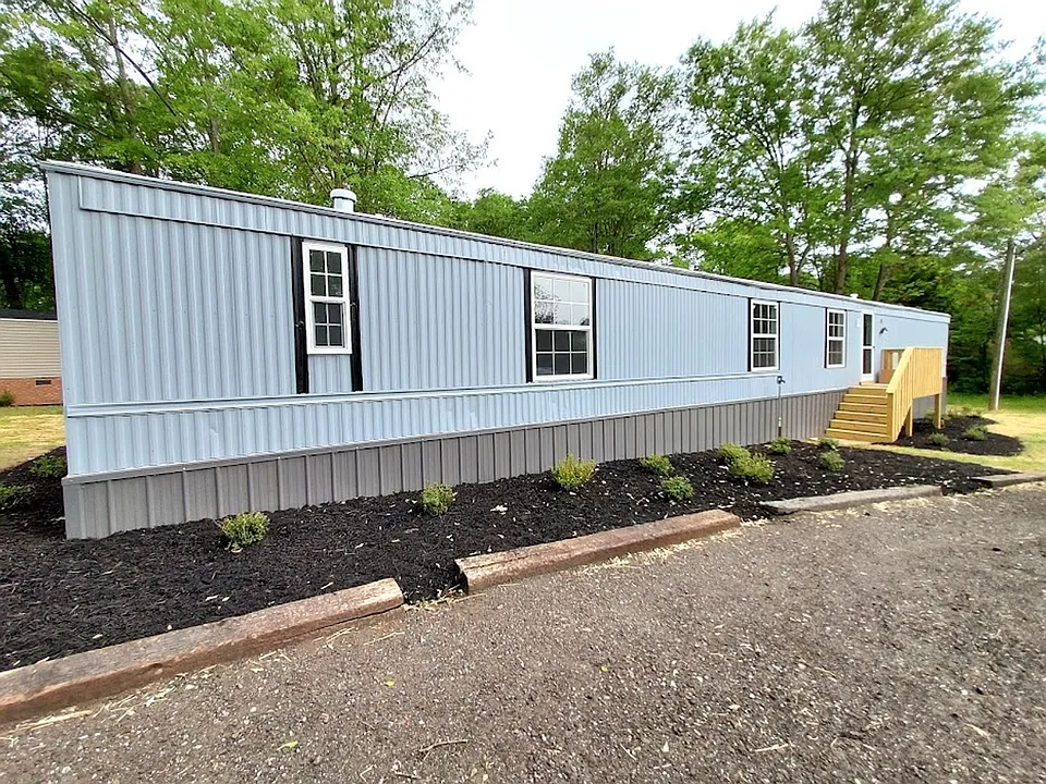 128 Arthur Davis Cir