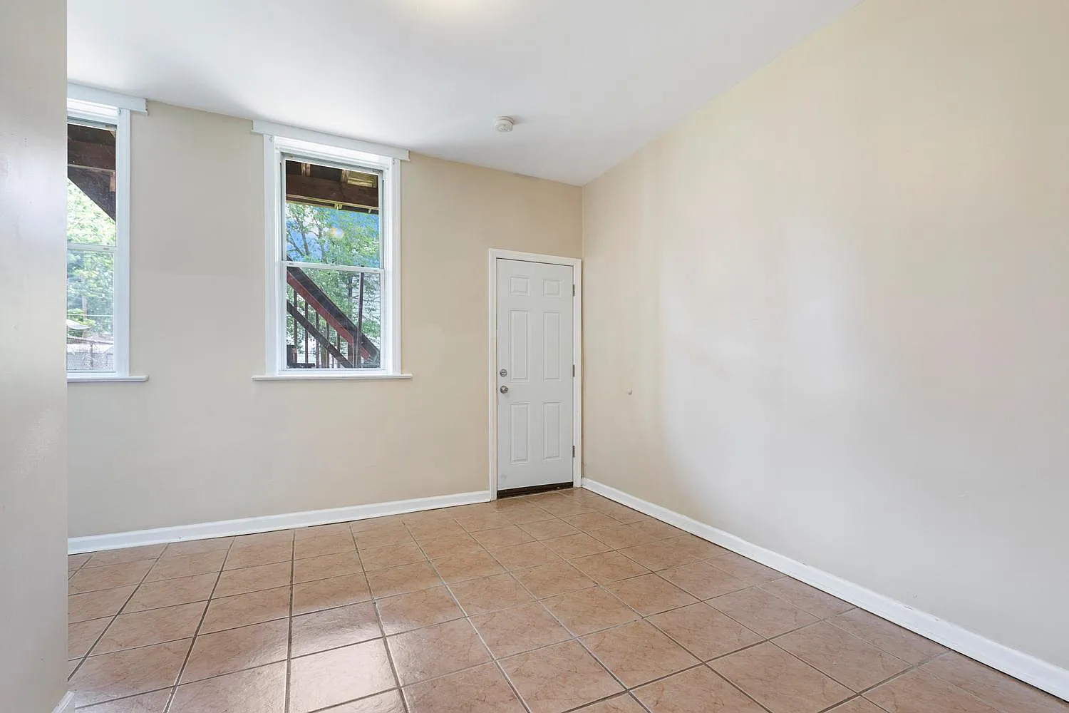 2 bed, $1,875 — Photo 4