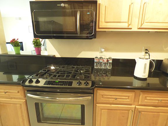 5th image of 266 S Madison Ave APT 201