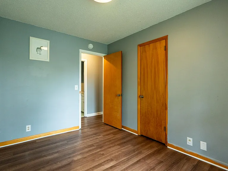 150 Delvin Dr #A — Photo 17
