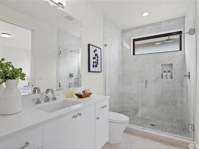 4605 108th Ave NE — Photo 24
