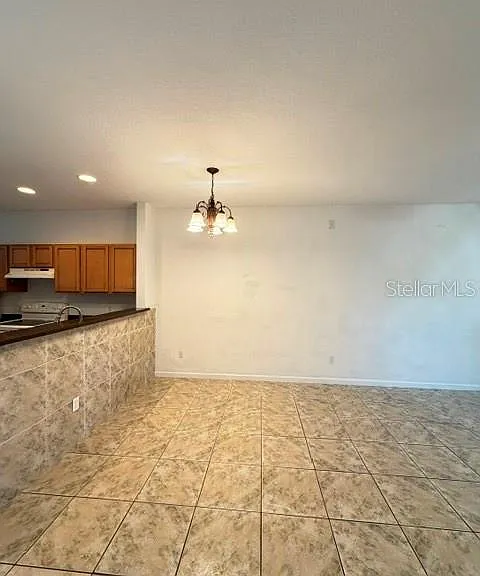 2935 NE 7th St #310 — Photo 7