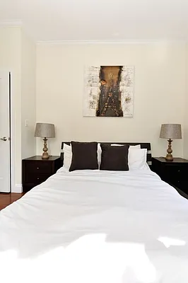 Rented by Eisenberg Exclusives | media 107