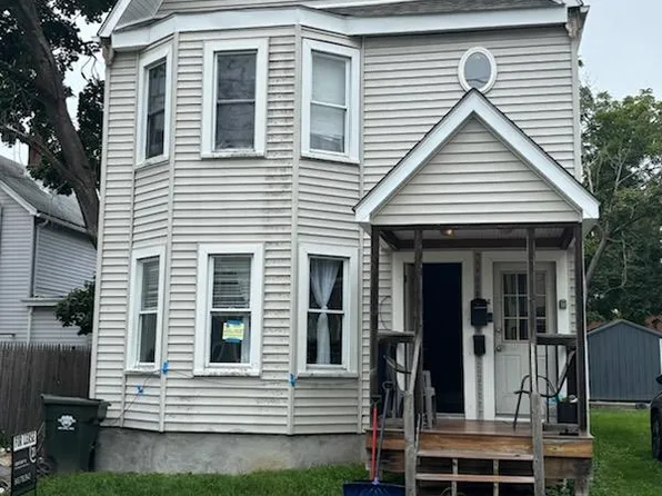 64 Maple St, Walden, NY 12586