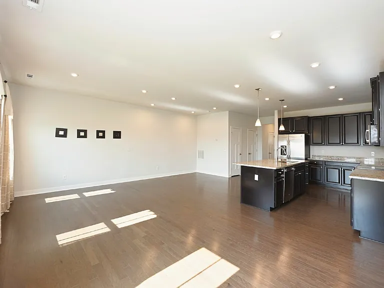 266 Dartmoor Pl — Photo 25