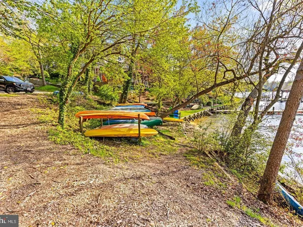 309 Fernwood Dr, Severna Park, MD 21146