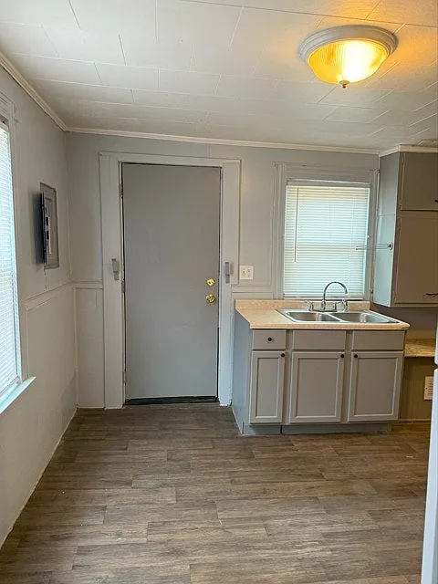 319 Dexter Street — Photo 3