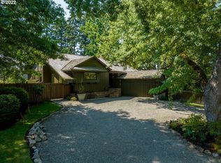 9160 SW Arrow Wood Dr, Portland, OR 97223