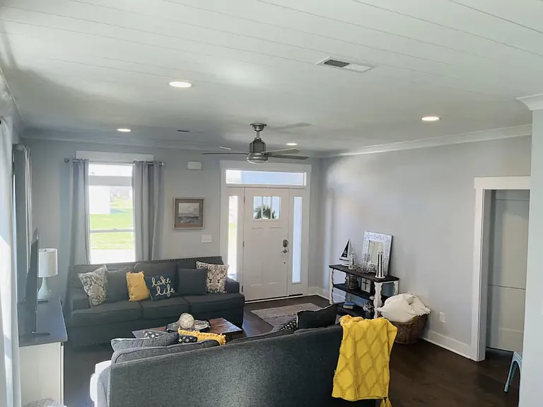 66 Suntan Ct — Photo 10