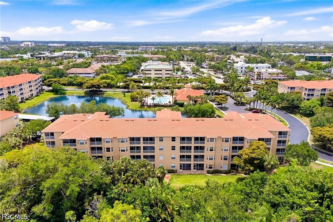 2 bed, 2.0 bath, 1410 sqft, $1,750 — Photo 2