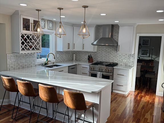2nd image of 106 Hamlet St