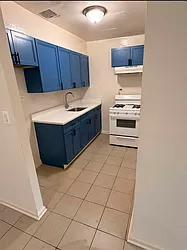 2343 East 12th Street, #L7