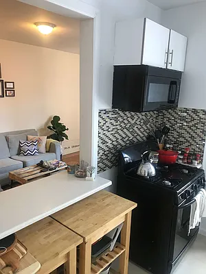 Rented by PMG Real Estate  | media 18