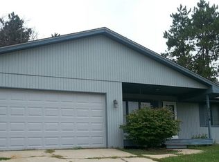 2714 Norway Pine Rd, Rockford, IL 61109
