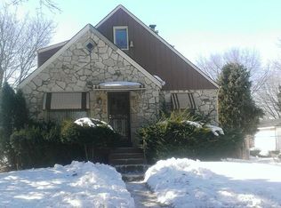 4605 N 19th St, Milwaukee, WI 53209