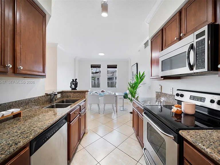 9021 SW 94th St #310 — Photo 15