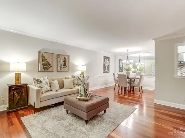 3903 Colony Crossing Dr, Charlotte, NC 28226