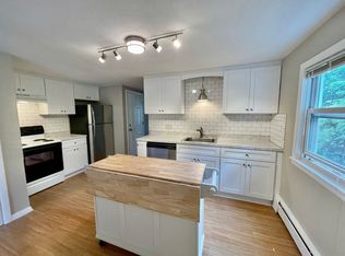 11 Ridgley St #4, Worcester, MA 01606