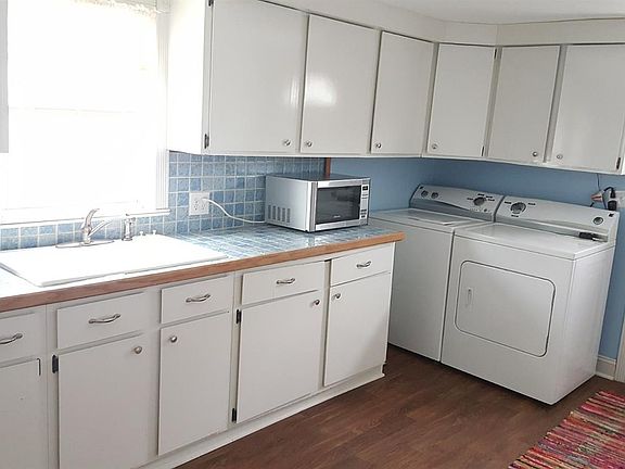 3rd image of 3405 Ellis Park Dr