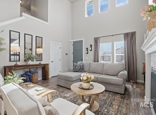 3812 E Rock Falls St, Nampa, ID 83687