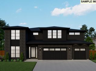 4430 Lords Ln, Lake Oswego, OR 97035