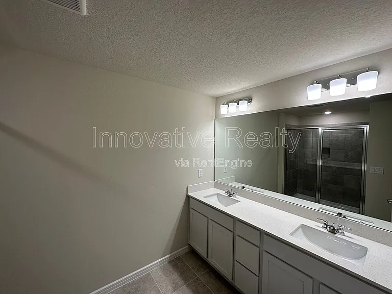 2887 Clever Ln — Photo 8