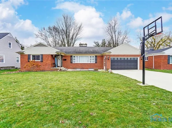 325 Fairlawn Pl, Findlay, OH 45840