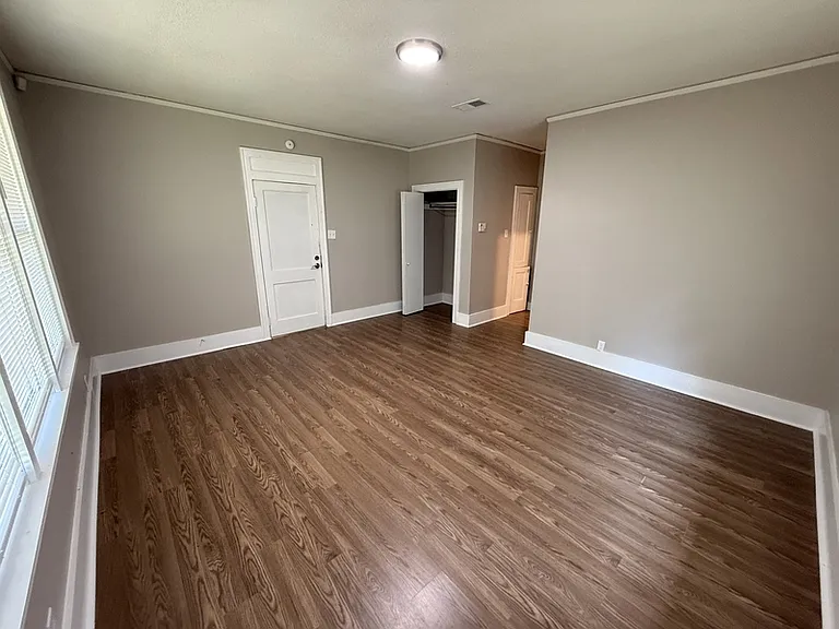 753 N Evergreen St — Photo 25
