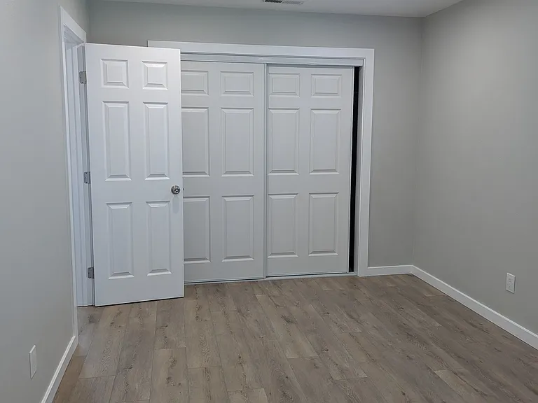 19118 Meekland Ave #B — Photo 17