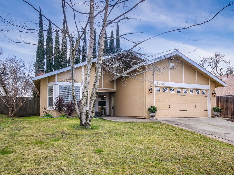 1st image of 7844 Summerplace Dr