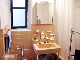 Rented by Access Property Group