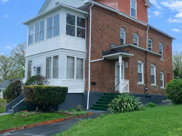 33 Hillhurst Avenue, New Britain, CT 06053