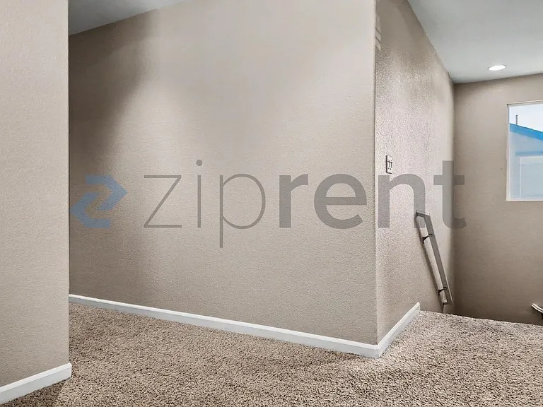9749 Shanelyn Way — Photo 31