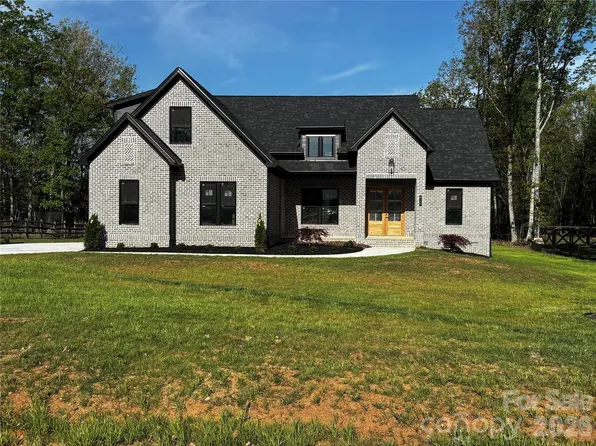 4137 Blair Rd #11, Maiden, NC 28650