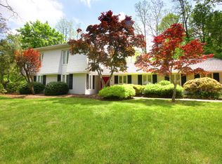 18 Southview Ter S, Middletown, NJ 07748