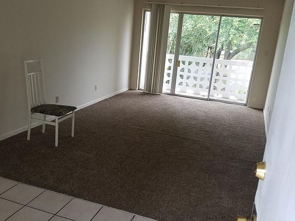5th image of 311 S Brown Ave