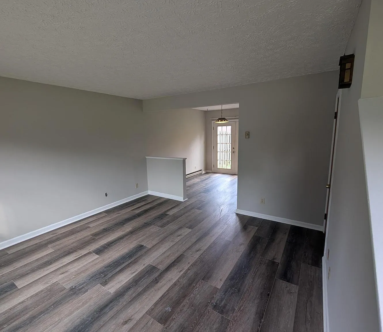 2 bed, $1,000 — Photo 3