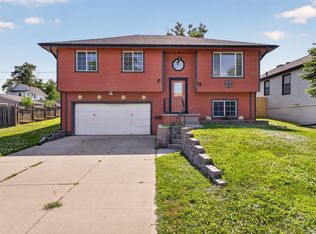 6519 S 32nd St, Omaha, NE 68107