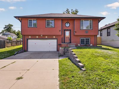 6519 S 32nd St, Omaha, NE, 68107