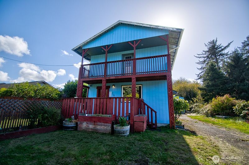 2nd image of 715 Copalis Beach Road