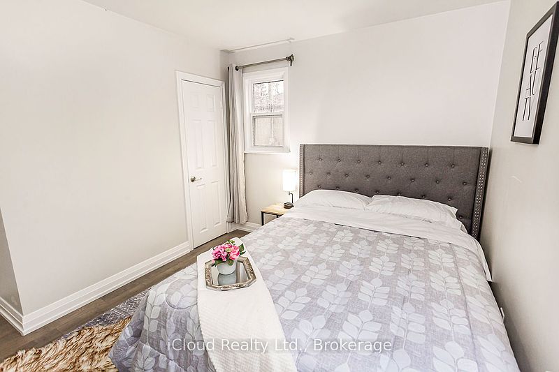 Toronto House for rent - 5 Bedrooms — photo 13